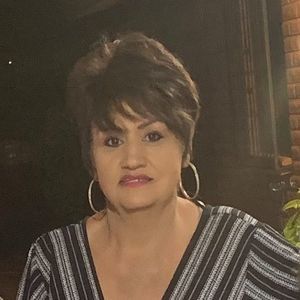 Meet your Posher, Veronica